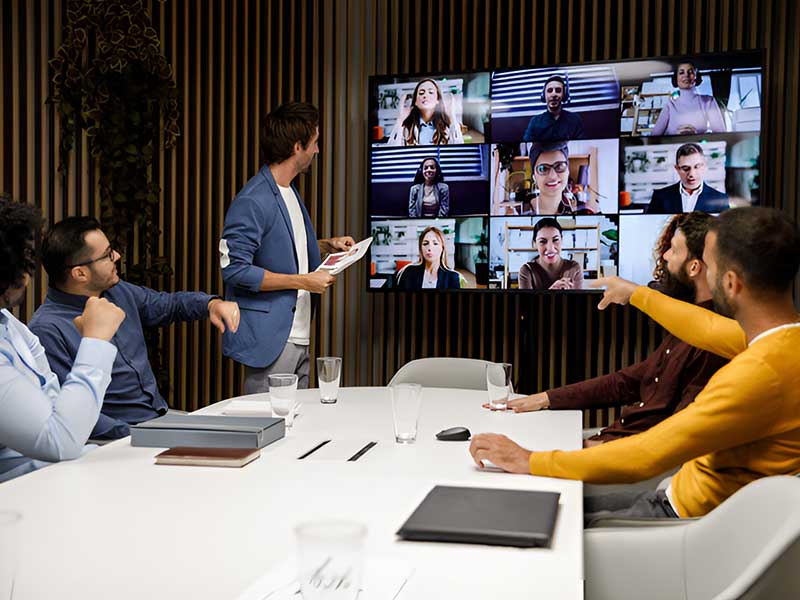 people collaborating